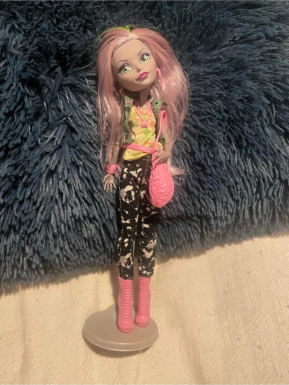 RARE Monster High Welcome to Monster High Moanica D'Kay Doll Fashion Doll RARE
